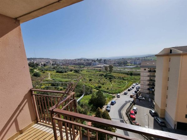 appartamento in vendita a Caltanissetta in zona Balate / Pinzelli