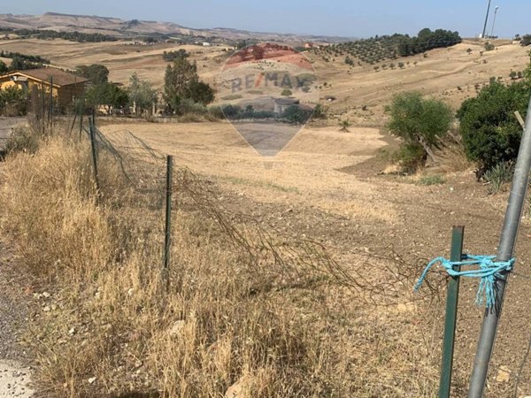 terreno agricolo in vendita a Caltanissetta in zona Centro Storico