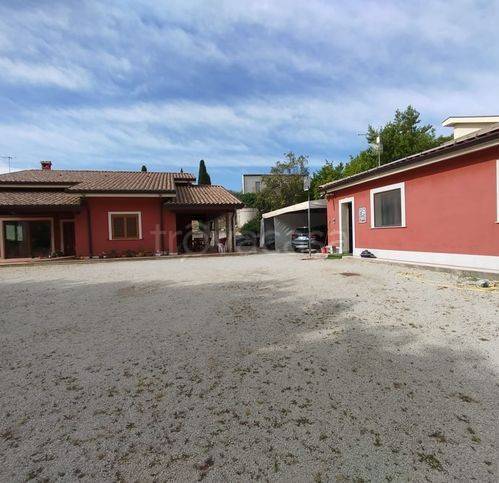 casa indipendente in vendita a Caltanissetta