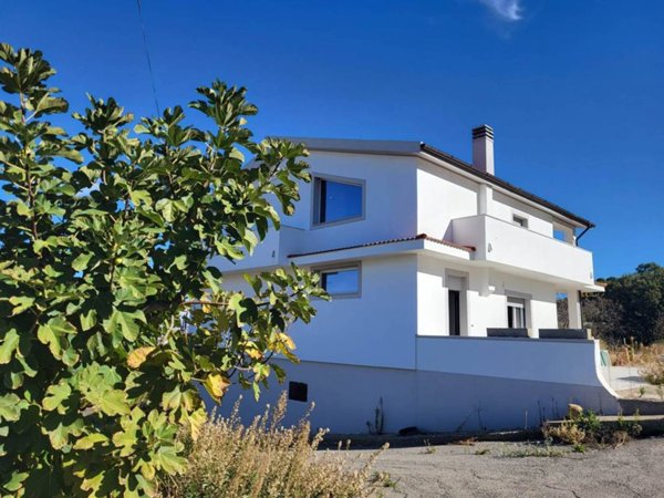 casa indipendente in vendita a Caltanissetta