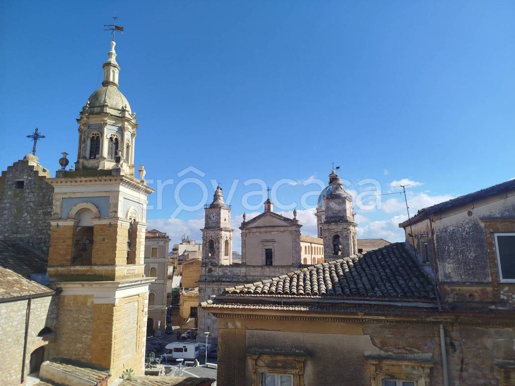 appartamento in vendita a Caltanissetta in zona Centro Storico