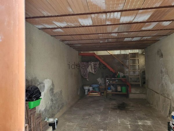 locale di sgombero in vendita a Caltanissetta in zona Centro Storico