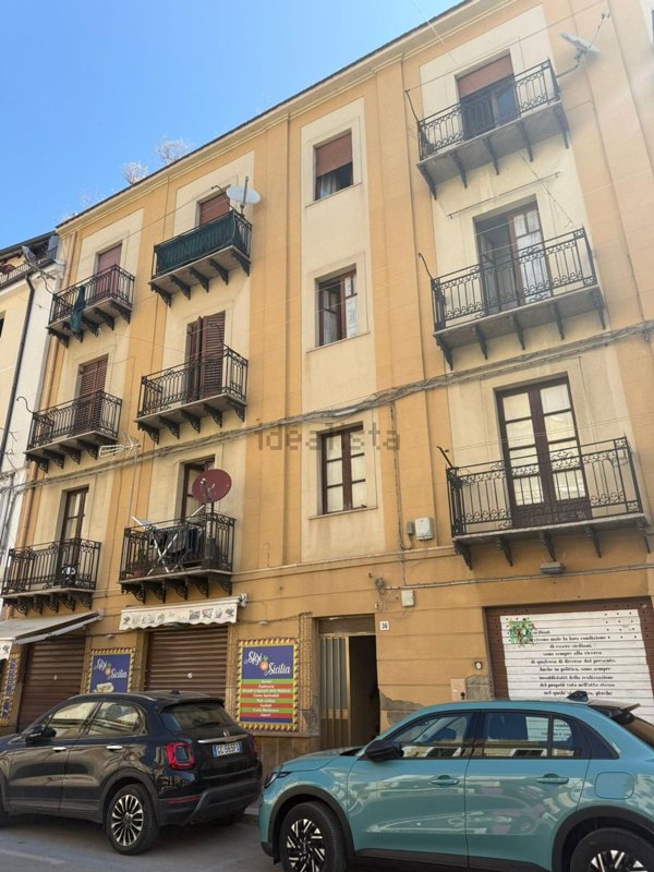 appartamento in vendita a Caltanissetta in zona Centro Storico