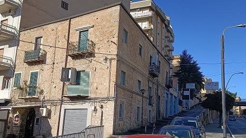 appartamento in vendita a Caltanissetta in zona Centro Storico