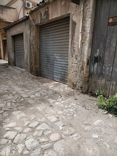 locale di sgombero in vendita a Caltanissetta in zona Centro Storico