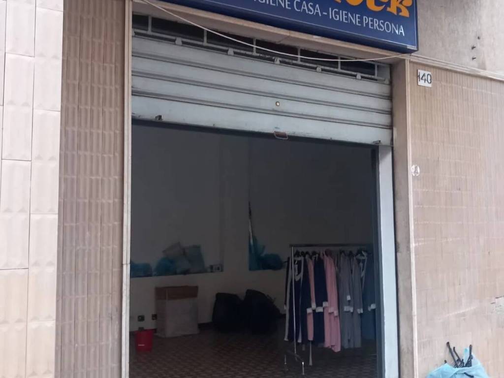 negozio in vendita a Caltanissetta