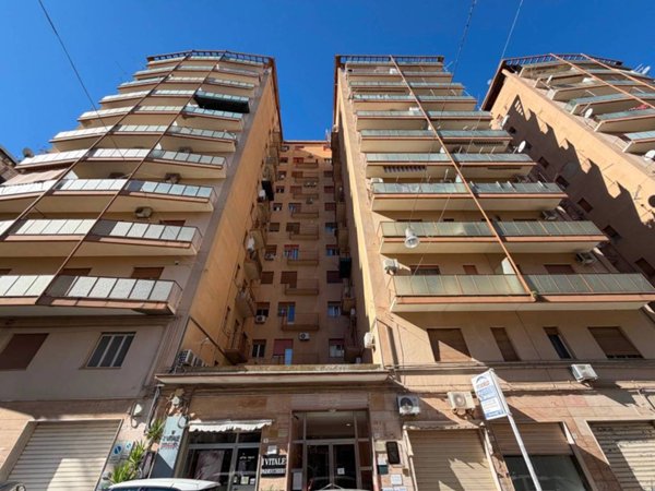 appartamento in vendita a Caltanissetta in zona Palmitelli