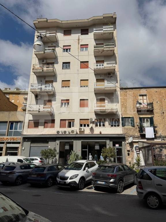 appartamento in vendita a Caltanissetta in zona Centro Storico