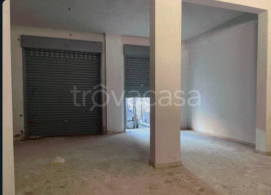 negozio in vendita a Caltanissetta