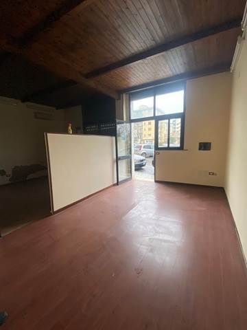 ufficio in vendita a Caltanissetta in zona Balate / Pinzelli