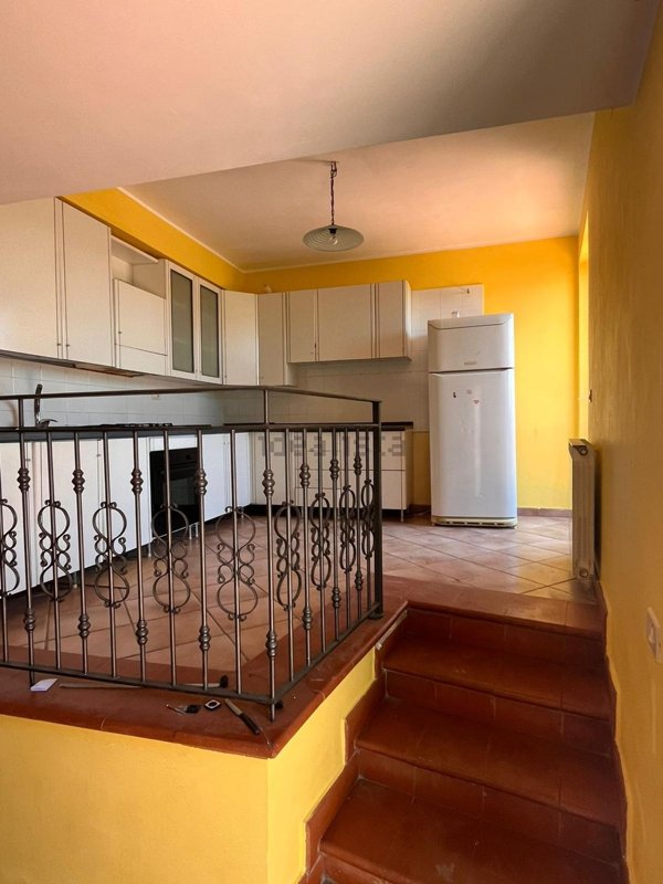 casa indipendente in vendita a Caltanissetta in zona Prestianni