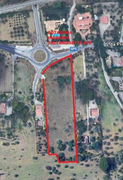 terreno edificabile in vendita a Caltanissetta in zona Favarella