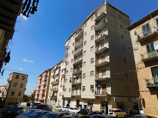 appartamento in vendita a Caltanissetta in zona Centro Storico