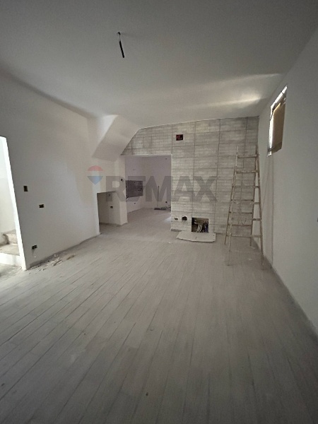 casa indipendente in vendita a Caltanissetta in zona Centro Storico