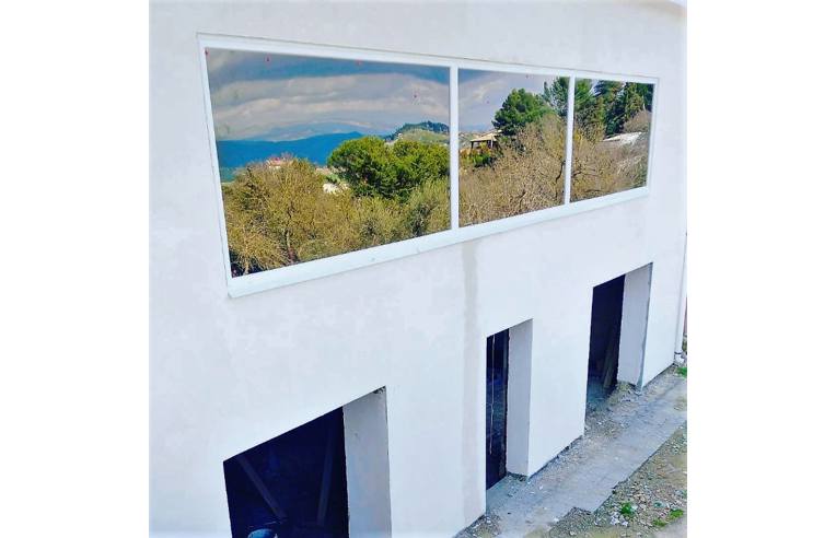 casa indipendente in vendita a Caltanissetta