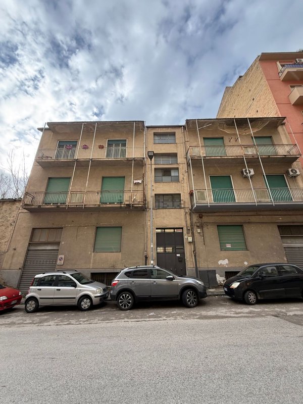 appartamento in vendita a Caltanissetta