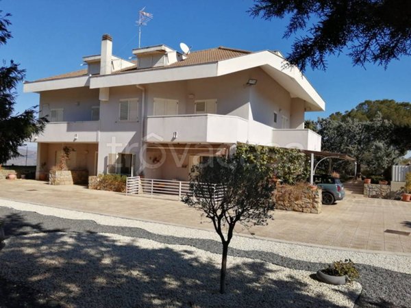 casa indipendente in vendita a Caltanissetta