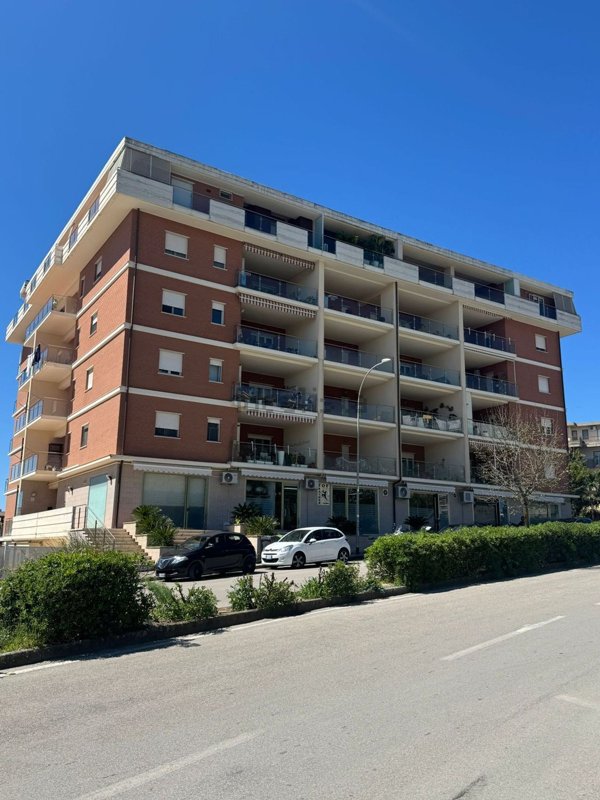 appartamento in vendita a Caltanissetta in zona Balate / Pinzelli