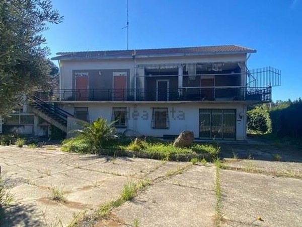 casa indipendente in vendita a Caltanissetta