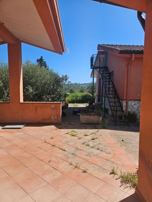 casa semindipendente in vendita a Caltanissetta