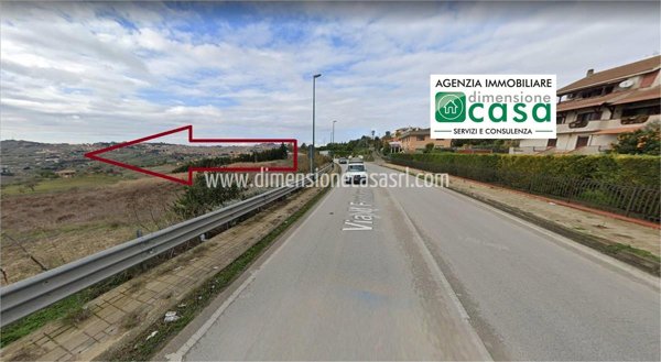 casa indipendente in vendita a Caltanissetta