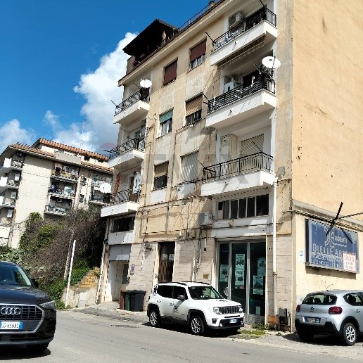 appartamento in vendita a Caltanissetta in zona Centro Storico