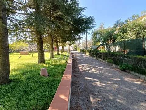 casa indipendente in vendita a Caltanissetta