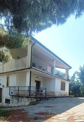 casa indipendente in vendita a Caltanissetta