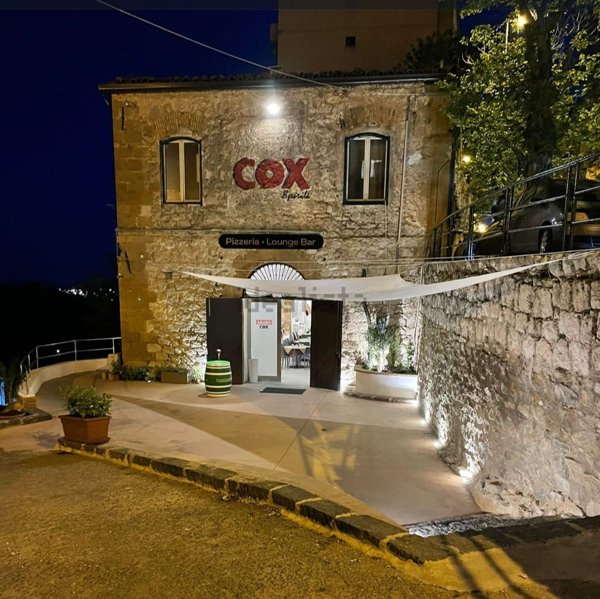 negozio in vendita a Caltanissetta