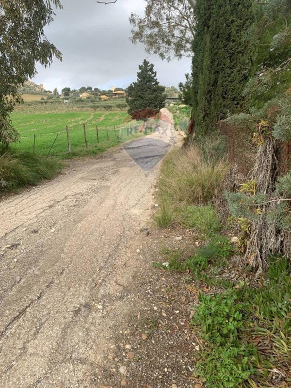 terreno agricolo in vendita a Caltanissetta in zona Centro Storico
