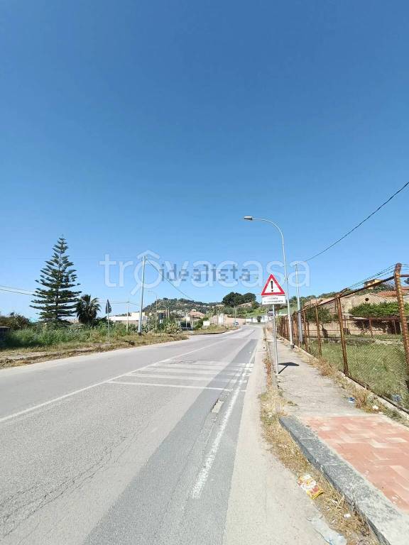 appartamento in vendita a Caltanissetta in zona Villaggio Santa Barbara
