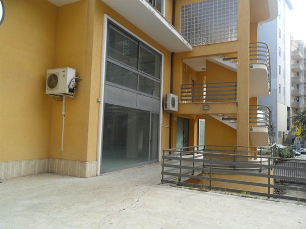ufficio in vendita a Caltanissetta