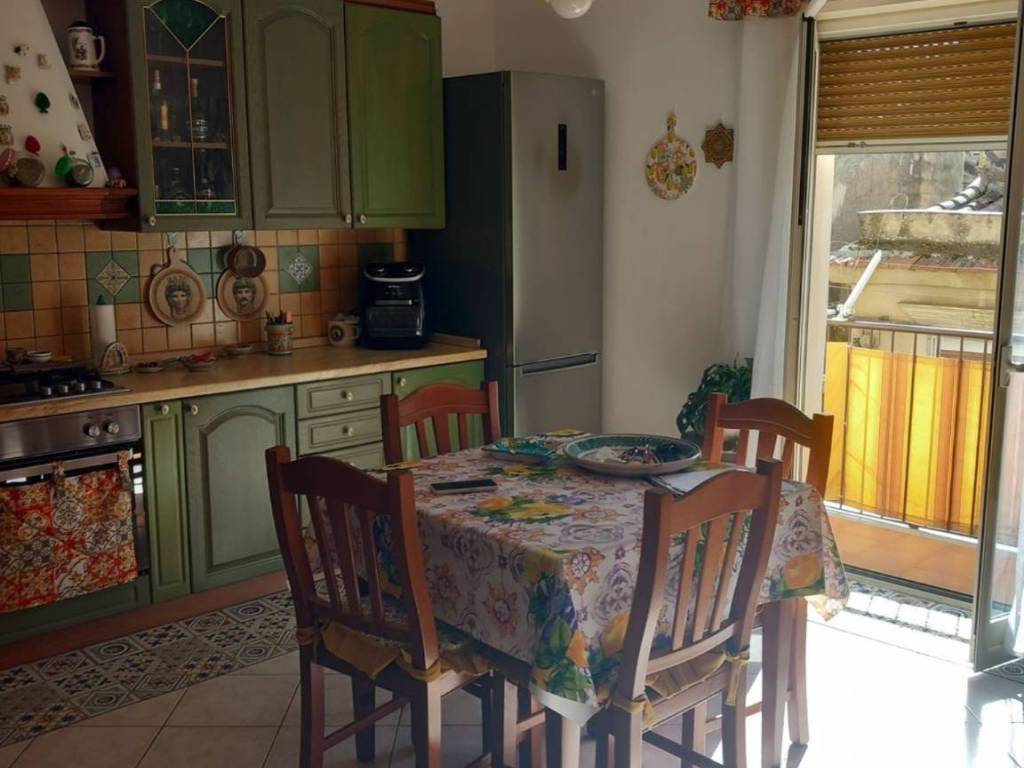 appartamento in vendita a Caltanissetta in zona Centro Storico