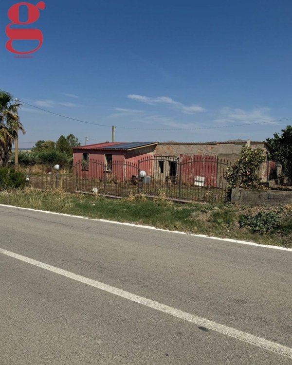 casa indipendente in vendita a Caltanissetta in zona Borgo Petilia