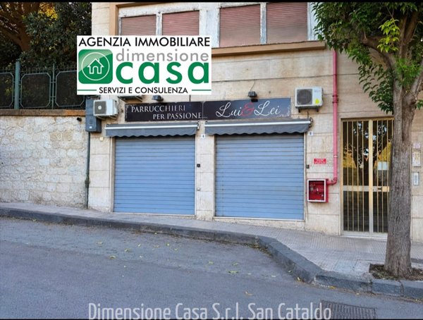 locale commerciale in vendita a Caltanissetta