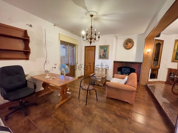 casa indipendente in vendita a Caltanissetta in zona Borgo Petilia