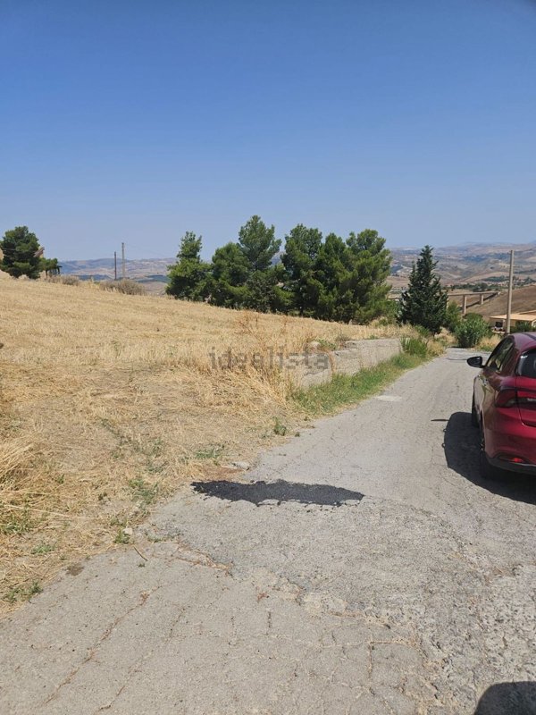 casa indipendente in vendita a Caltanissetta in zona Borgo Petilia