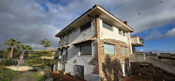 casa indipendente in vendita a Caltanissetta in zona Borgo Petilia