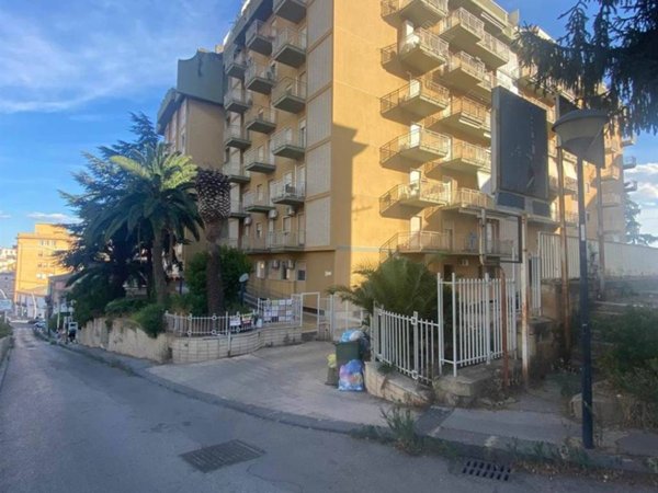 appartamento in vendita a Caltanissetta in zona Centro Storico