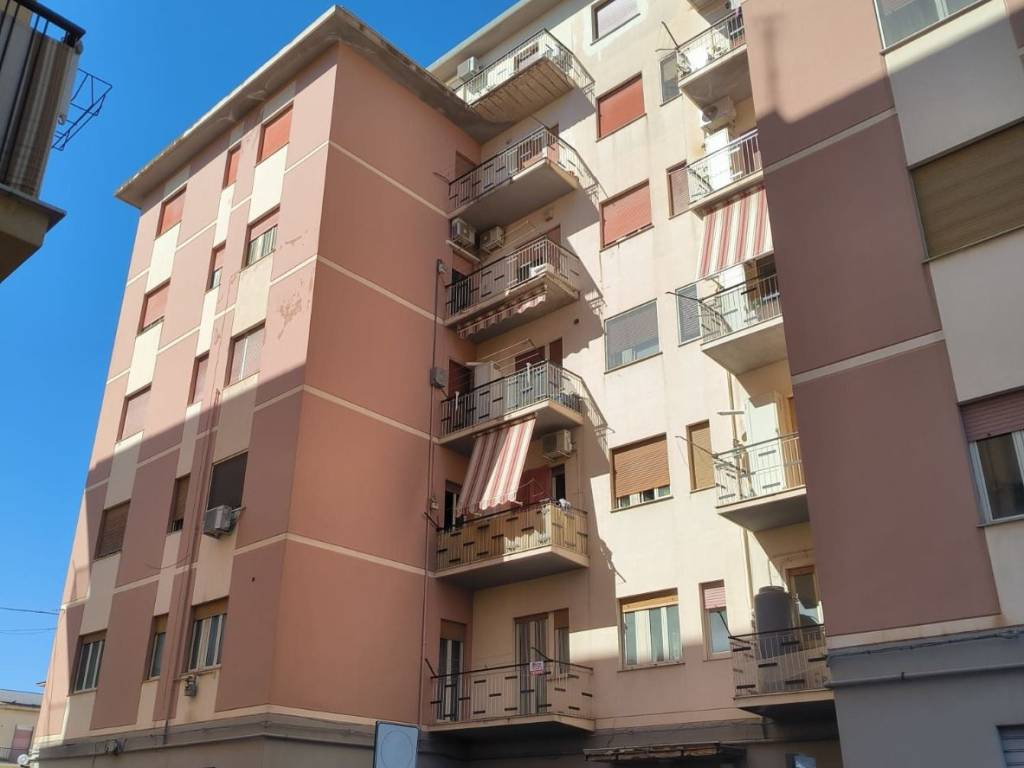 appartamento in vendita a Caltanissetta in zona Palmitelli