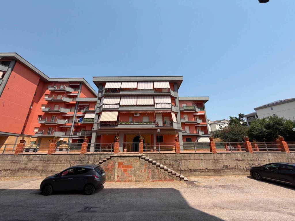 appartamento in vendita a Caltanissetta in zona Balate / Pinzelli