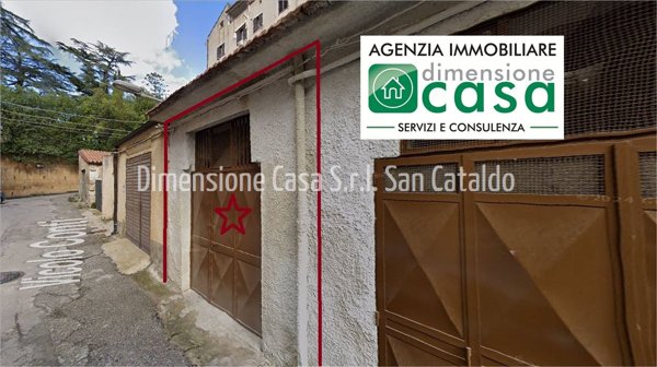 box auto in vendita a Caltanissetta in zona Borgo Petilia