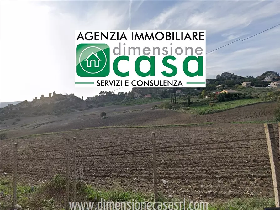 terreno agricolo in vendita a Caltanissetta in zona Centro Storico