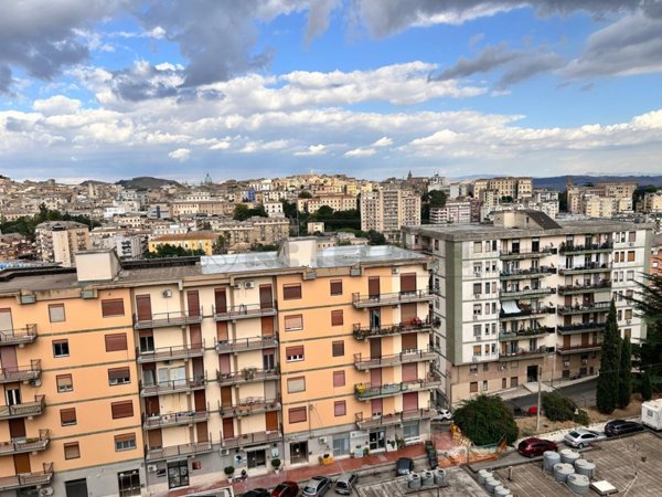 appartamento in vendita a Caltanissetta in zona Centro Storico