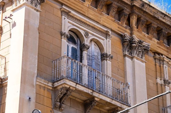 appartamento in vendita a Caltanissetta in zona Centro Storico