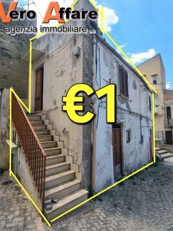 casa indipendente in vendita a Campofranco