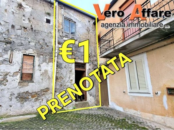 casa indipendente in vendita a Campofranco