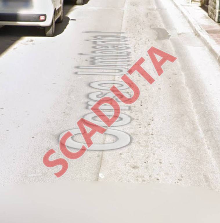 locale commerciale in vendita a Delia