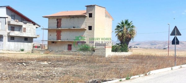 casa indipendente in vendita a Gela