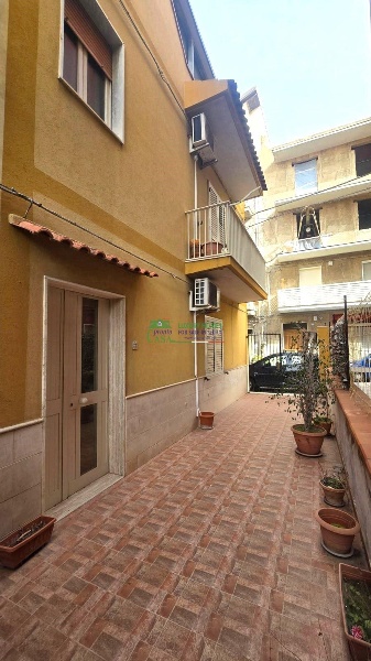 casa indipendente in vendita a Gela